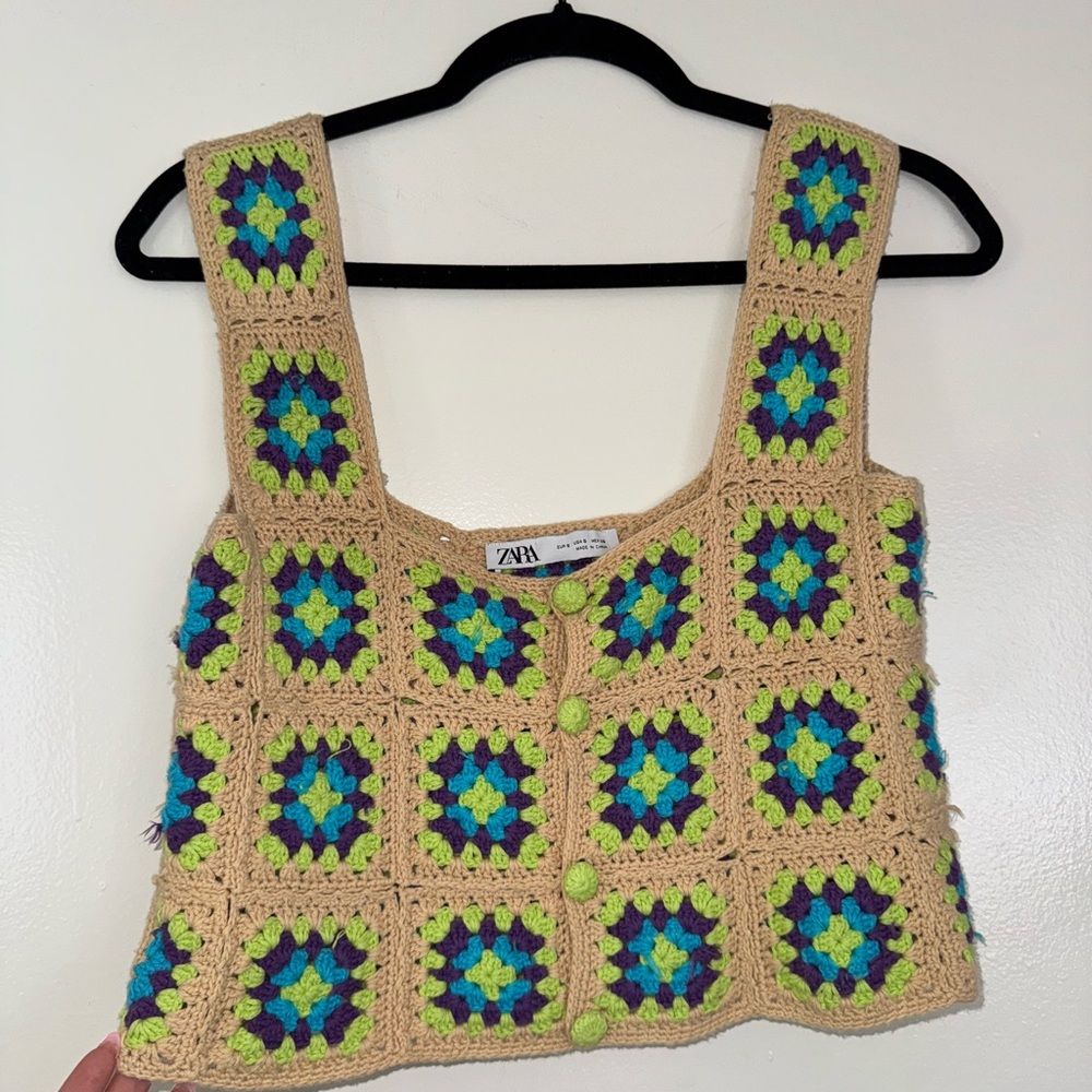 Zara Beige and Green Crochet Crop Top